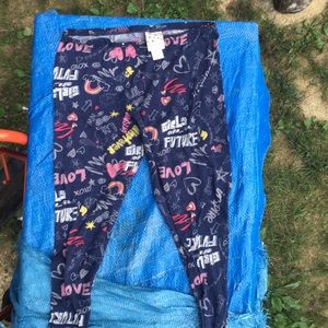 Girls leggings with inspirational print